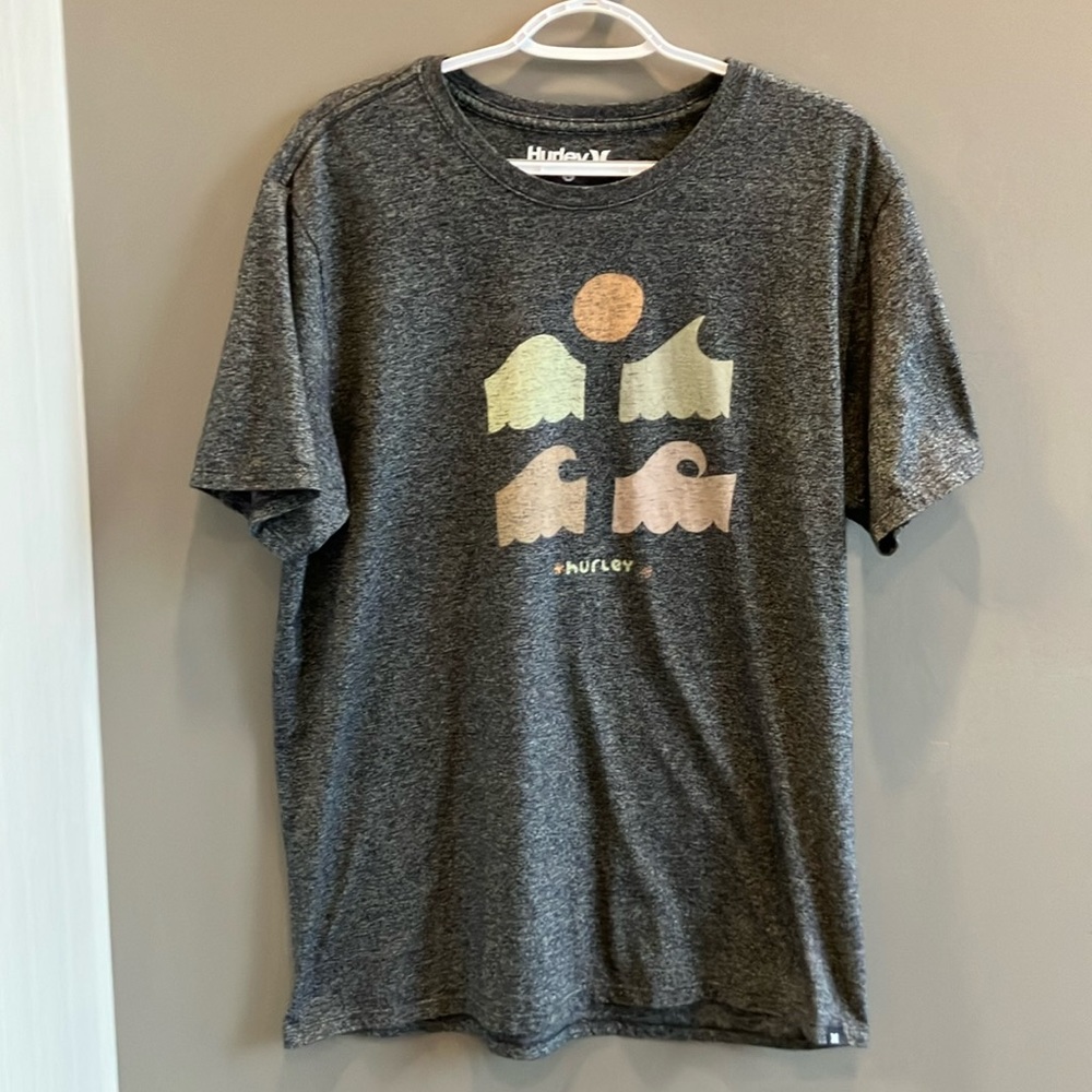 Hurley Men’s Gray Print Shortsleeved Shirt Size Large